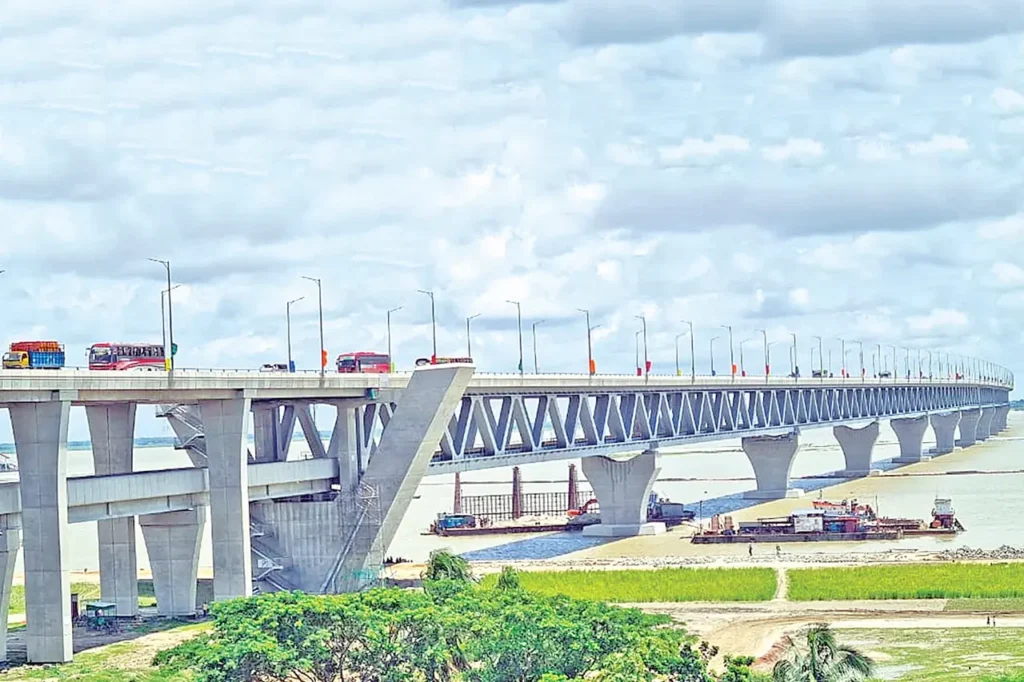 বাংলাদেশে চীনা ঋণ পরিশোধের চাপ আসন্ন 6 পদ্মা সেতু 1