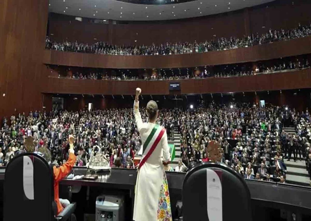 শপথ নিলেন মেক্সিকোর প্রথম নারী প্রেসিডেন্ট 6 Mexico new President 2 BBC