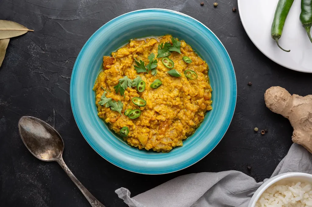 যে খাবারে স্বস্তি মেলে 6 top view indian food bowl