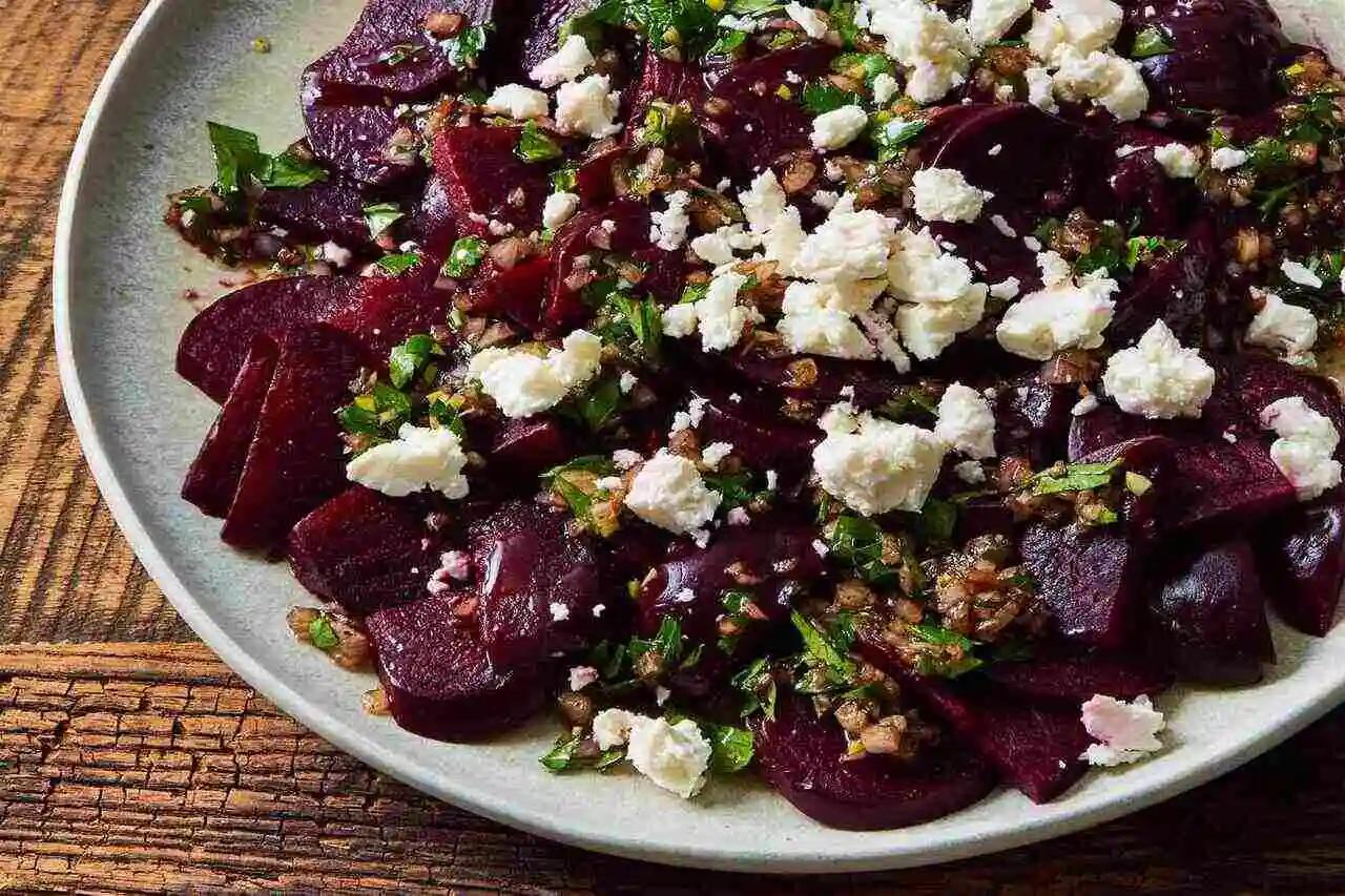 বিটরুট খাওয়ার এখনই সময় 7 AR 149559 Roasted Beets with Fet