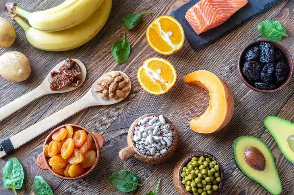 পটাসিয়ামের অভাবে বাড়ে পেশির দুর্বলতা 6 food high in potassium