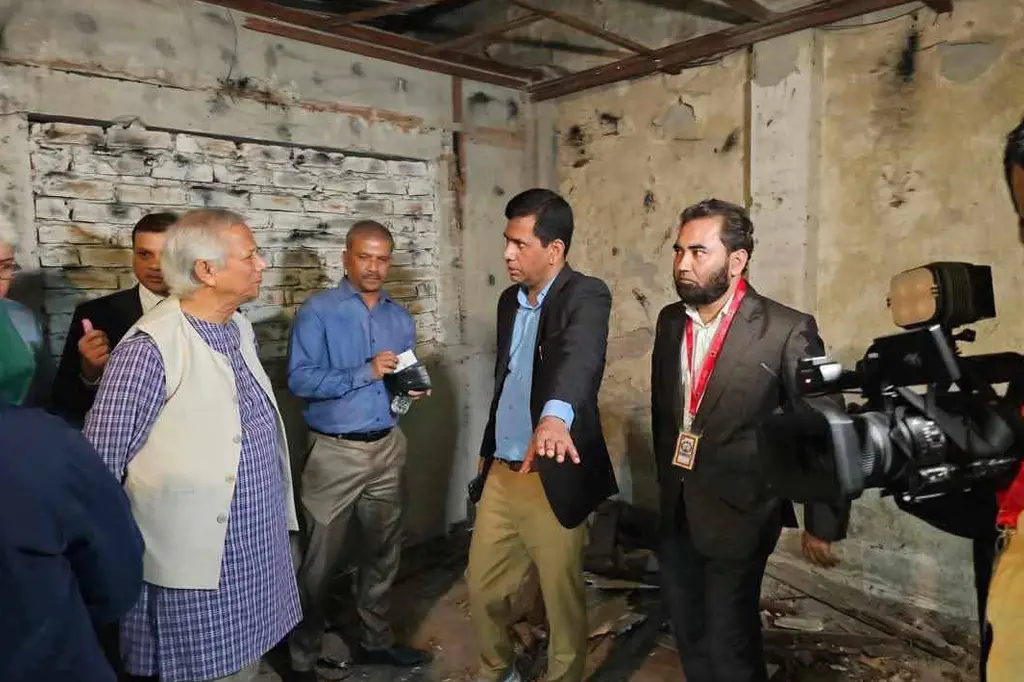 শেখ হাসিনার আয়নাঘরে ড. ইউনূস 6 আয়না.ঘর