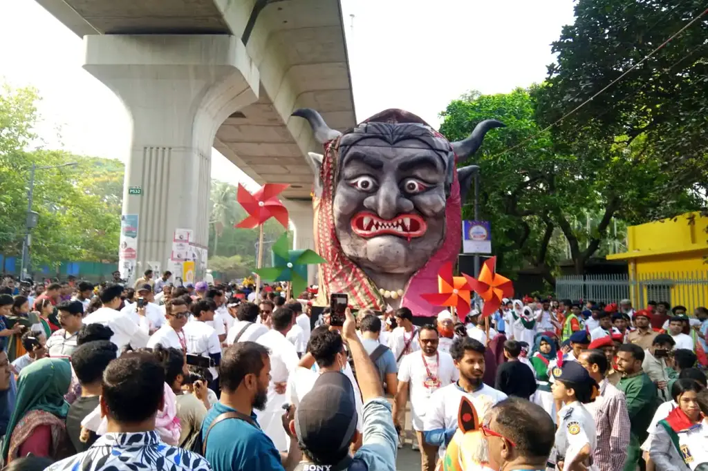 বর্ষবরণের বর্ণিল শোভাযাত্রা 7 jatra1