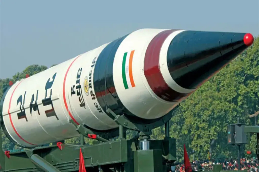 সামরিক শক্তিতে ভারত-পাকিস্তান কে এগিয়ে? 11 অগ্নি