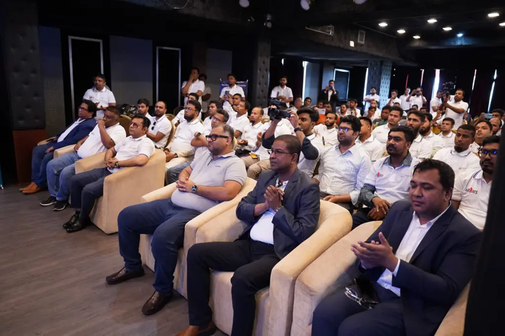 যাত্রা শুরু করলো আকিজ টেলিকম 8 মোবাইল এক্সেসরিজ