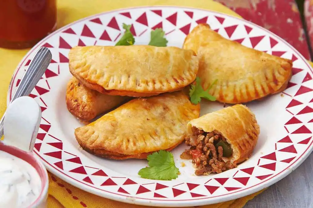 ডামপ্লিংয়ের বৈচিত্র্যময় দুনিয়া 13 beef empanada lghero dc7af2c9 9b