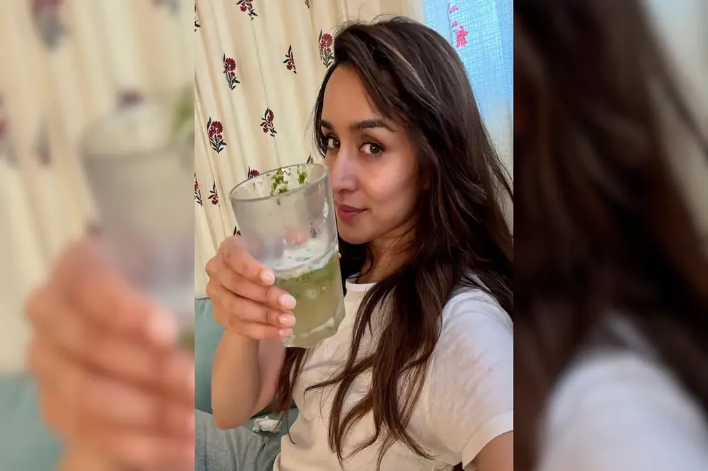 শ্রদ্ধা কাপুরের সৌন্দর্যের সহজ সূত্র! 7 e2cvvk2o shraddha kapoor nimbu s