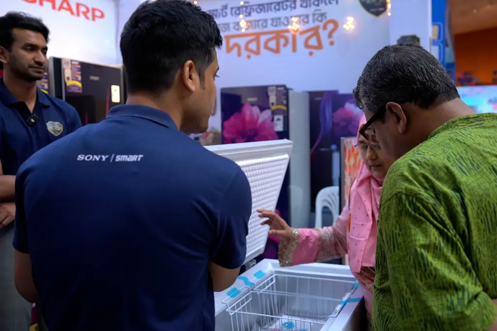 ঈদ উপলক্ষ্যে ফ্রিজের মেলা 8 শার্প
