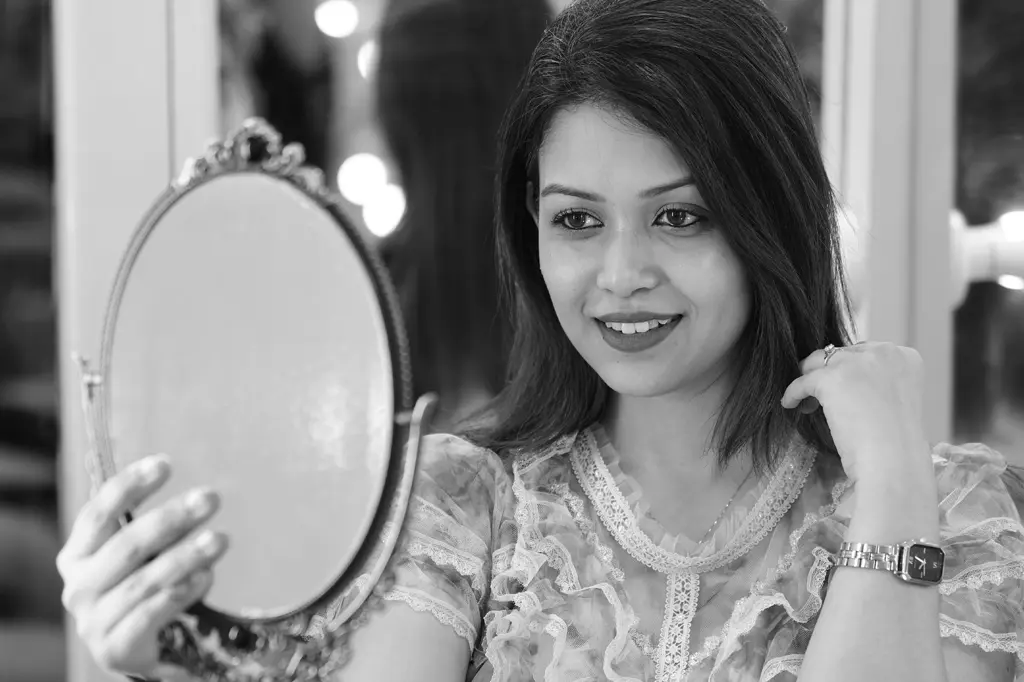 উৎসবে নারীর স্বাস্থ্য সচেতনতা 6 মডেল প্রীতি