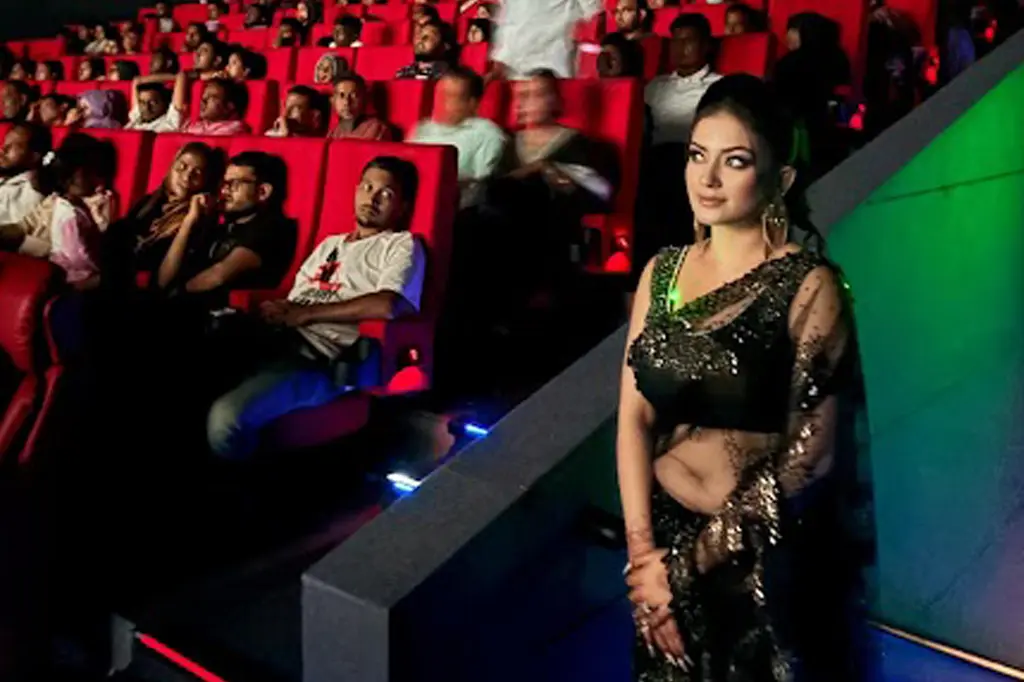 সিনেমার প্রচারণায় এগিয়ে নায়িকারা 6 মন্দিরা চক্রবর্তী 1